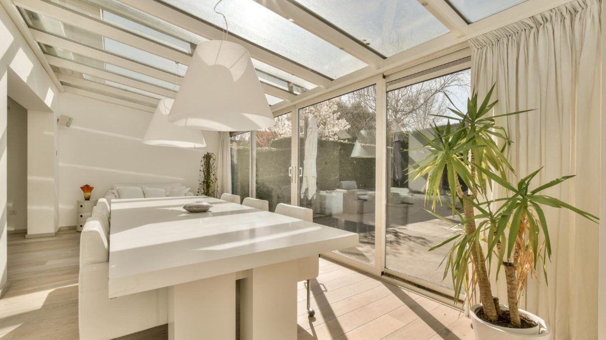 Rénovation de maison à Arcachon : se tourner vers la véranda pour transformer son espace